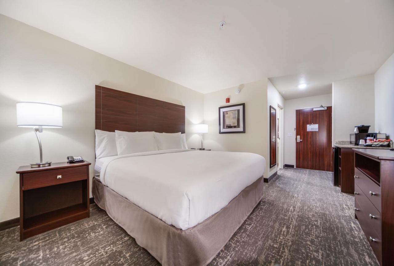 Cobblestone Inn & Suites-Fremont Luaran gambar