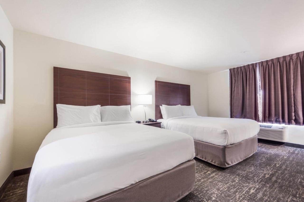 Cobblestone Inn & Suites-Fremont Luaran gambar