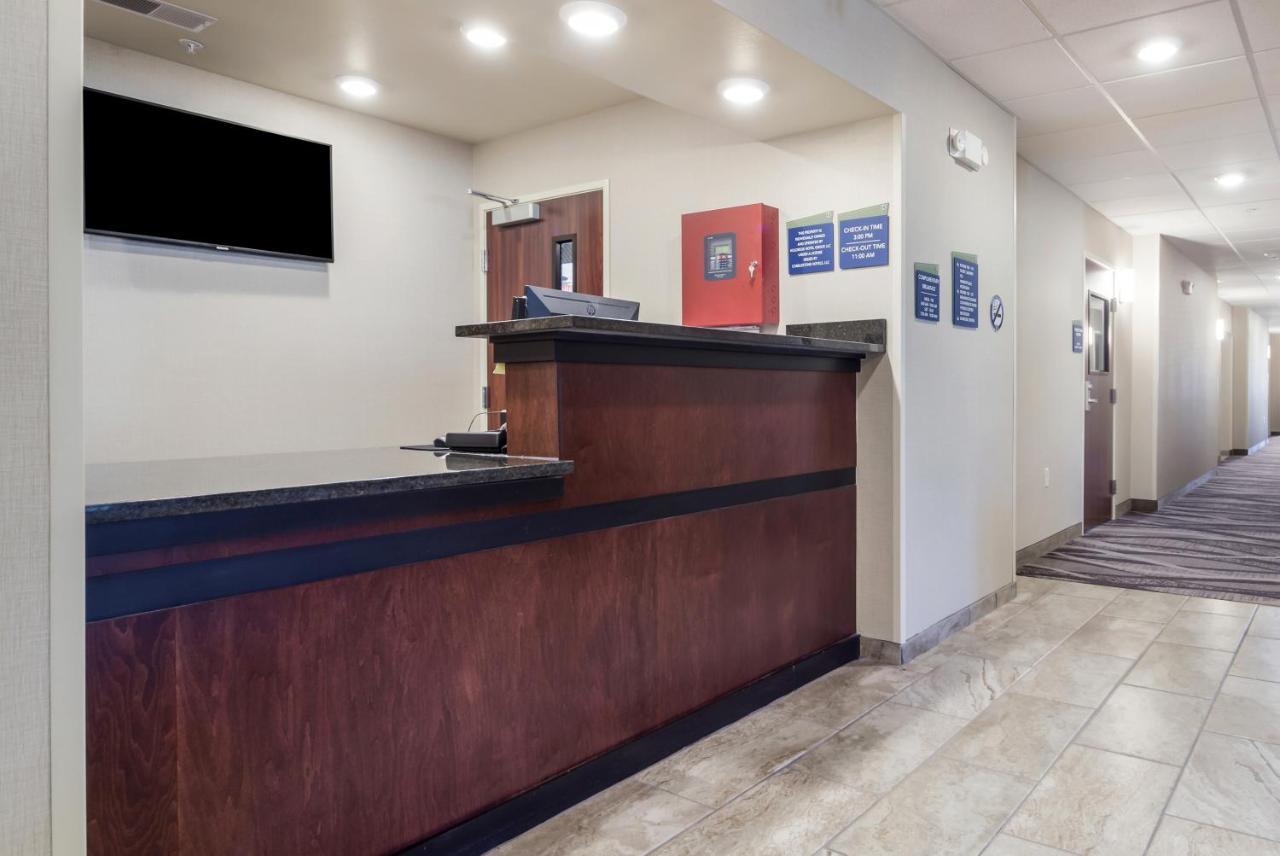 Cobblestone Inn & Suites-Fremont Luaran gambar