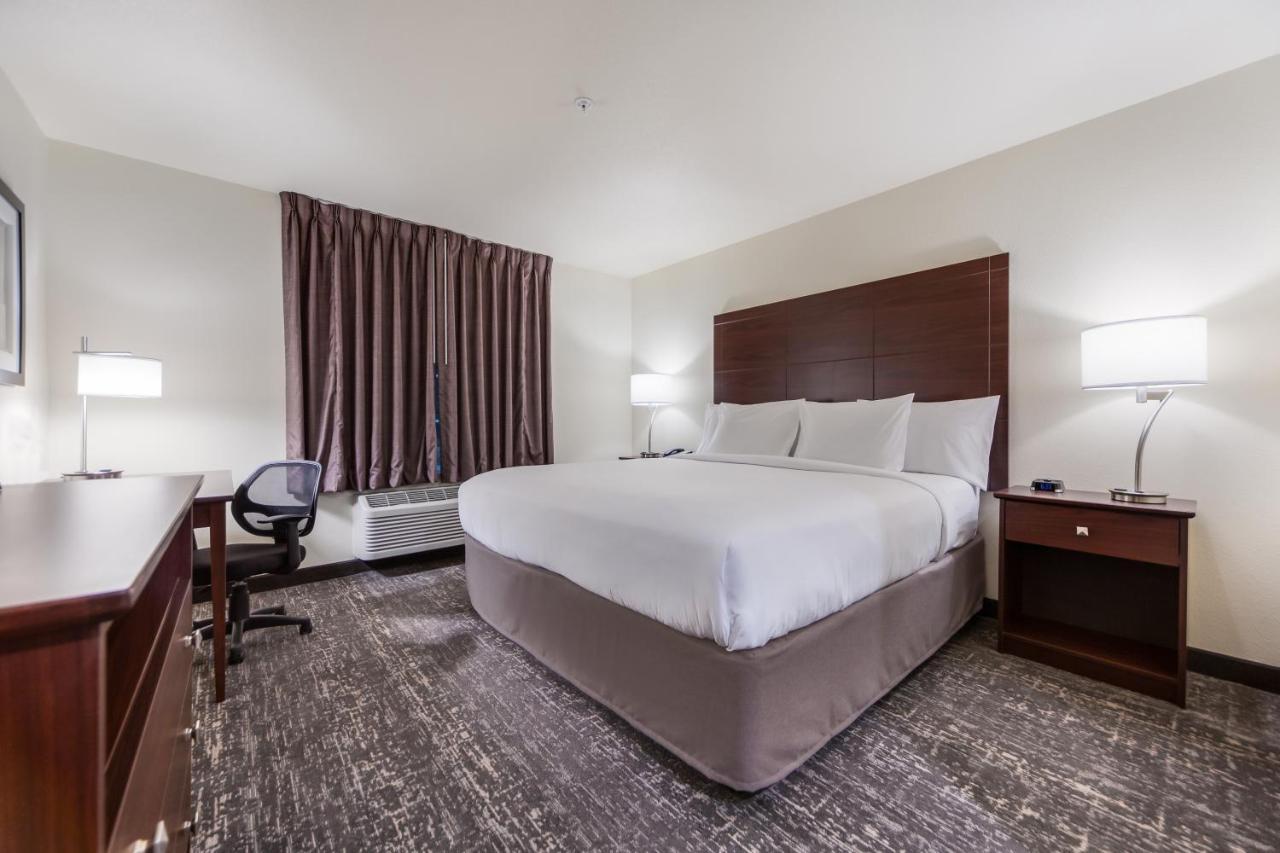 Cobblestone Inn & Suites-Fremont Luaran gambar