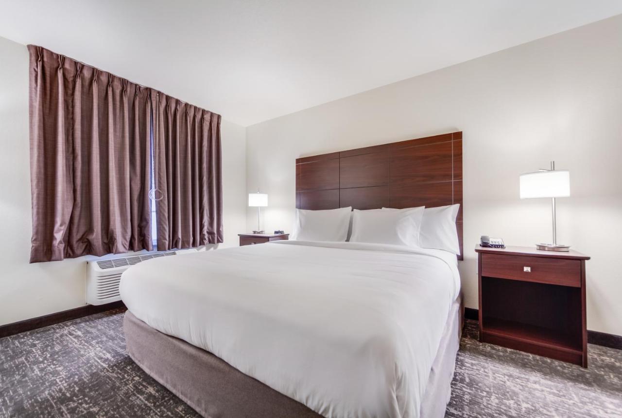 Cobblestone Inn & Suites-Fremont Luaran gambar