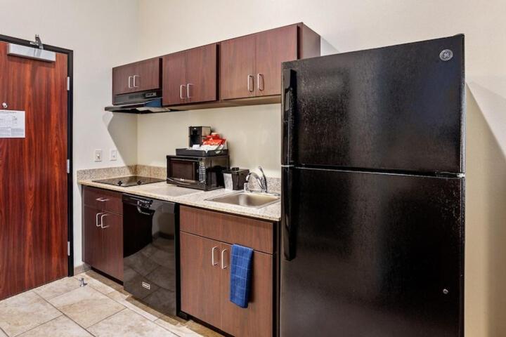 Cobblestone Inn & Suites-Fremont Luaran gambar